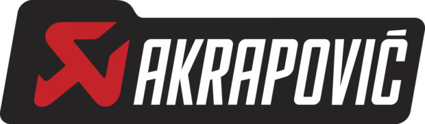 akrapovic-logo-2007-aflangt-sort-roed-hvid